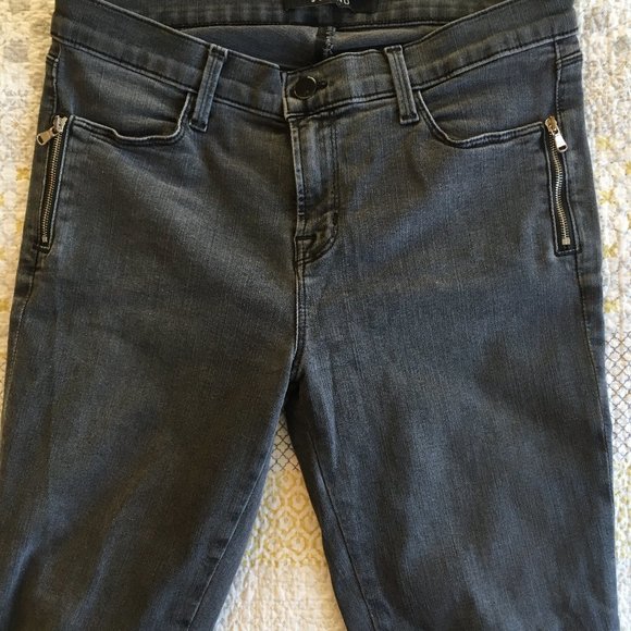 J Brand Denim - J Brand grey skinny jeans with zip at ankle and front pockets